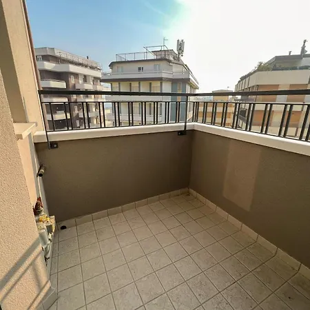 103 Zona Centrale Apartment